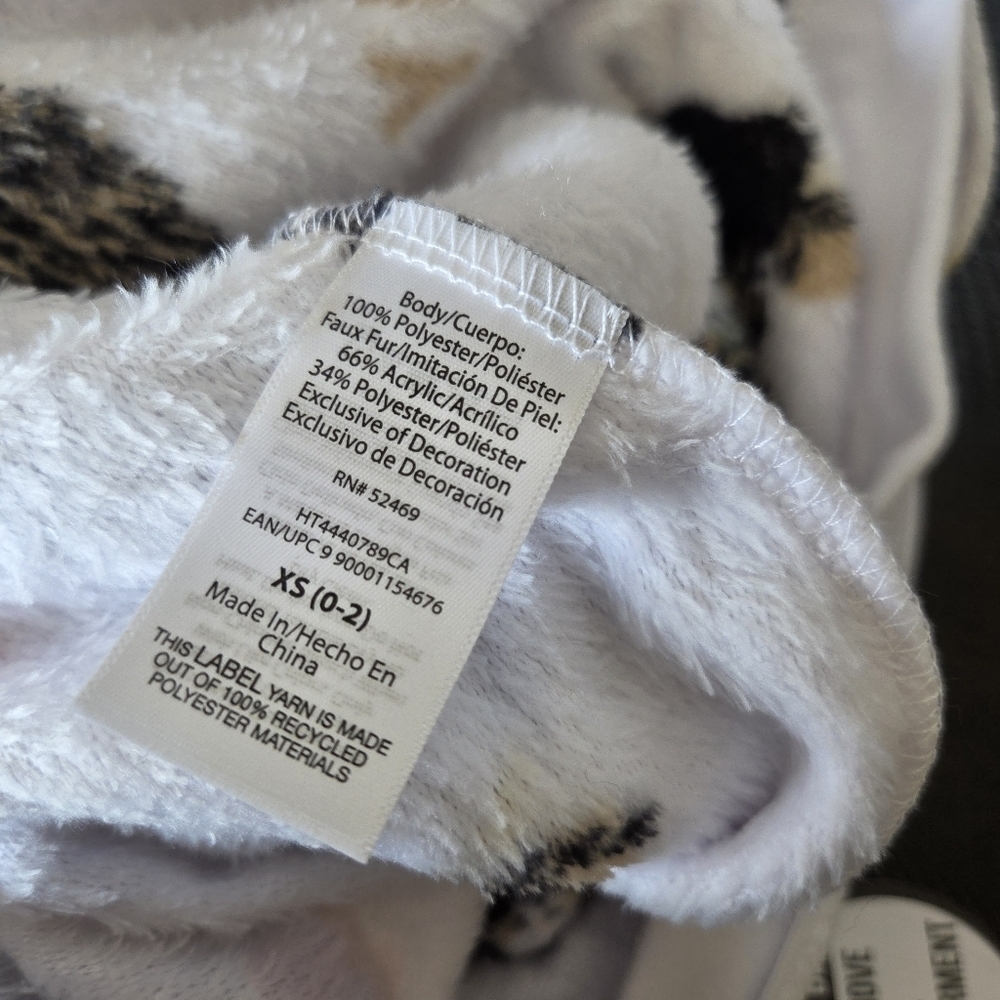 Just a Lil Moo-dy Highland Cow Jumpsuit Pajamas XS Women's New Costume Plush - Picture 15 of 15